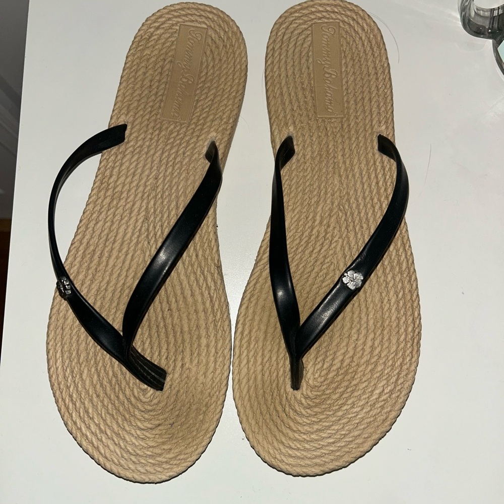 Tommy Bahama Black and Tan Flip Flops